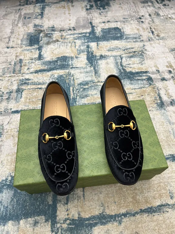 Gucci Shoe 